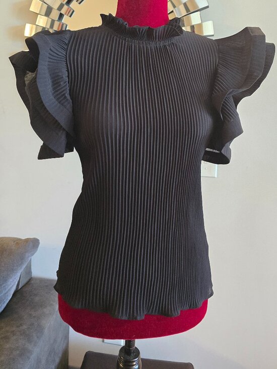 Tops - Boutique Black Flare Blouse